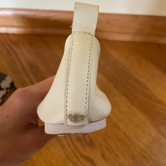 Jeffrey Campbell White Smoking Flat Vionnet Pointed Toe Wmn’s sz 8.5 - Picture 6 of 8